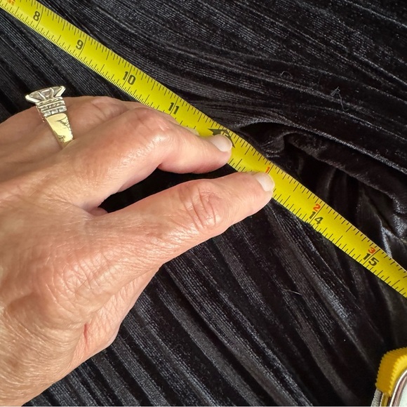 Wild Fable SET Black Velvet Pants & Crop Top NEW - Picture 10 of 17